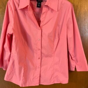 Coral 3/4 Sleeve Fitted Button Down Blouse